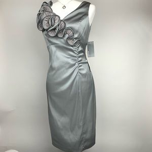Donna Ricco pearl grey dress